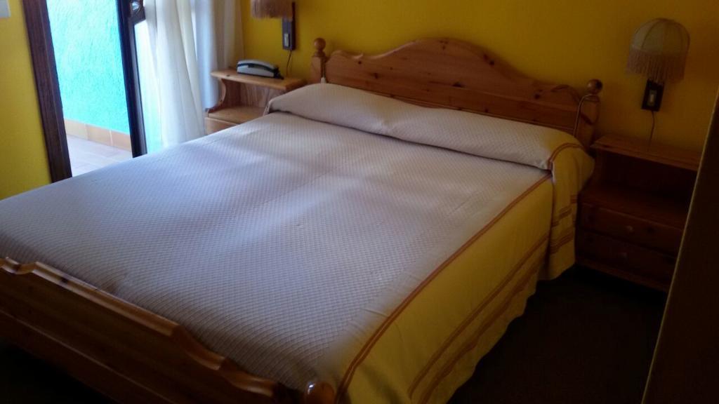 Albergo Trieste Tambre dʼAlpago Δωμάτιο φωτογραφία