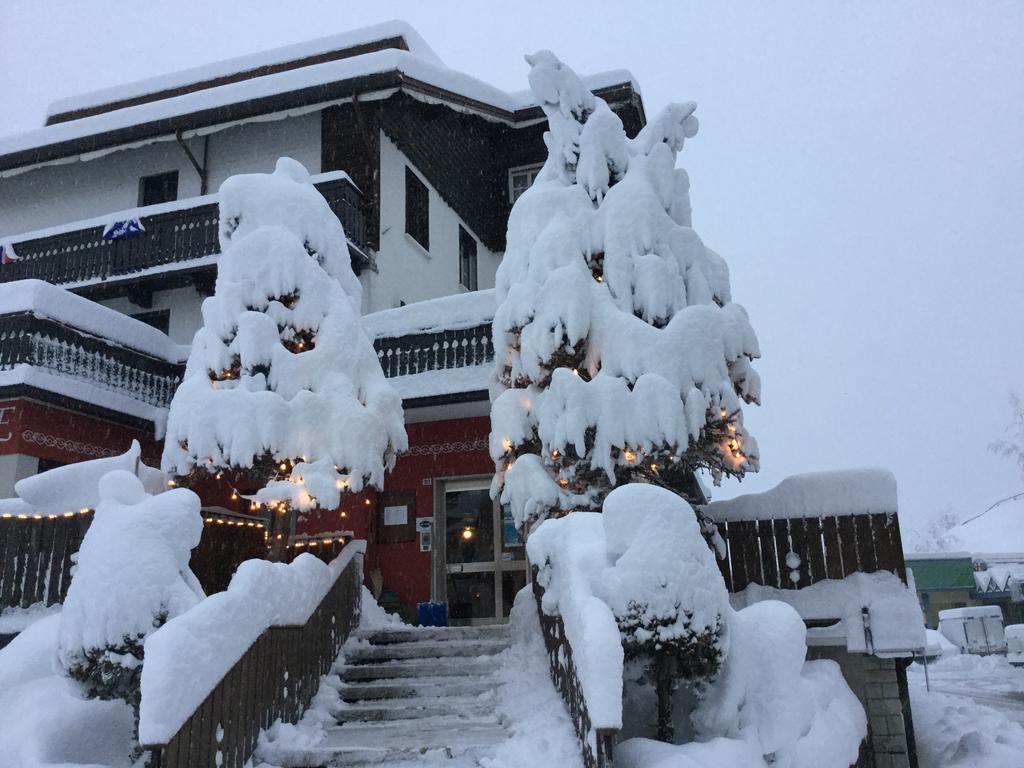 Albergo Trieste Tambre dʼAlpago Εξωτερικό φωτογραφία